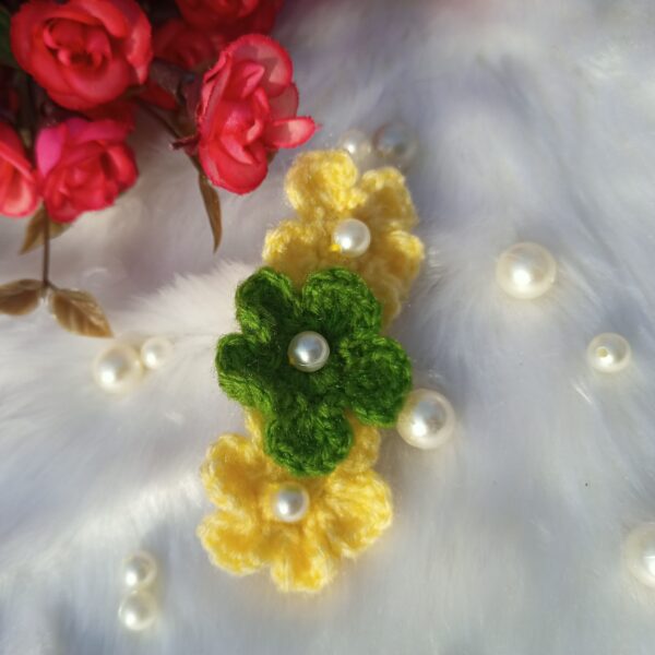 Crochet Flowers Hair Clip| Green and Yellow Flowers | Medium | Handmade - Image 3